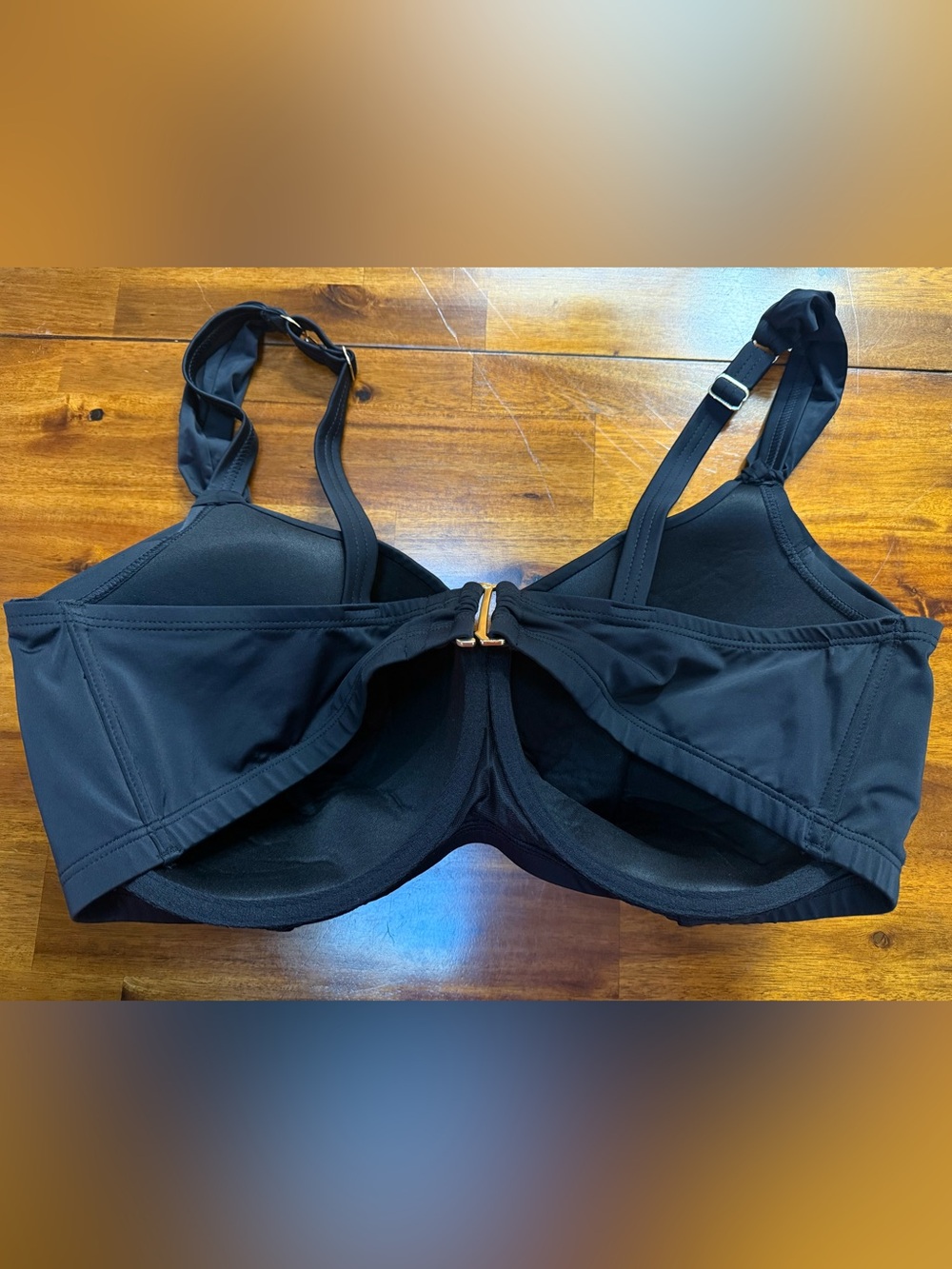 Swimsuits for All Underwire bra-sized bikini top with knot strap detail - Picture 2 of 7
